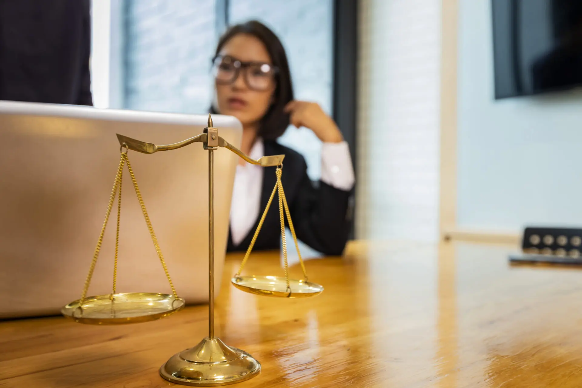 How EH Mediation Helps You Make Informed and Cost-Effective Decisions Greater London